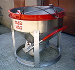 Upright Aluminum Concrete Bucket